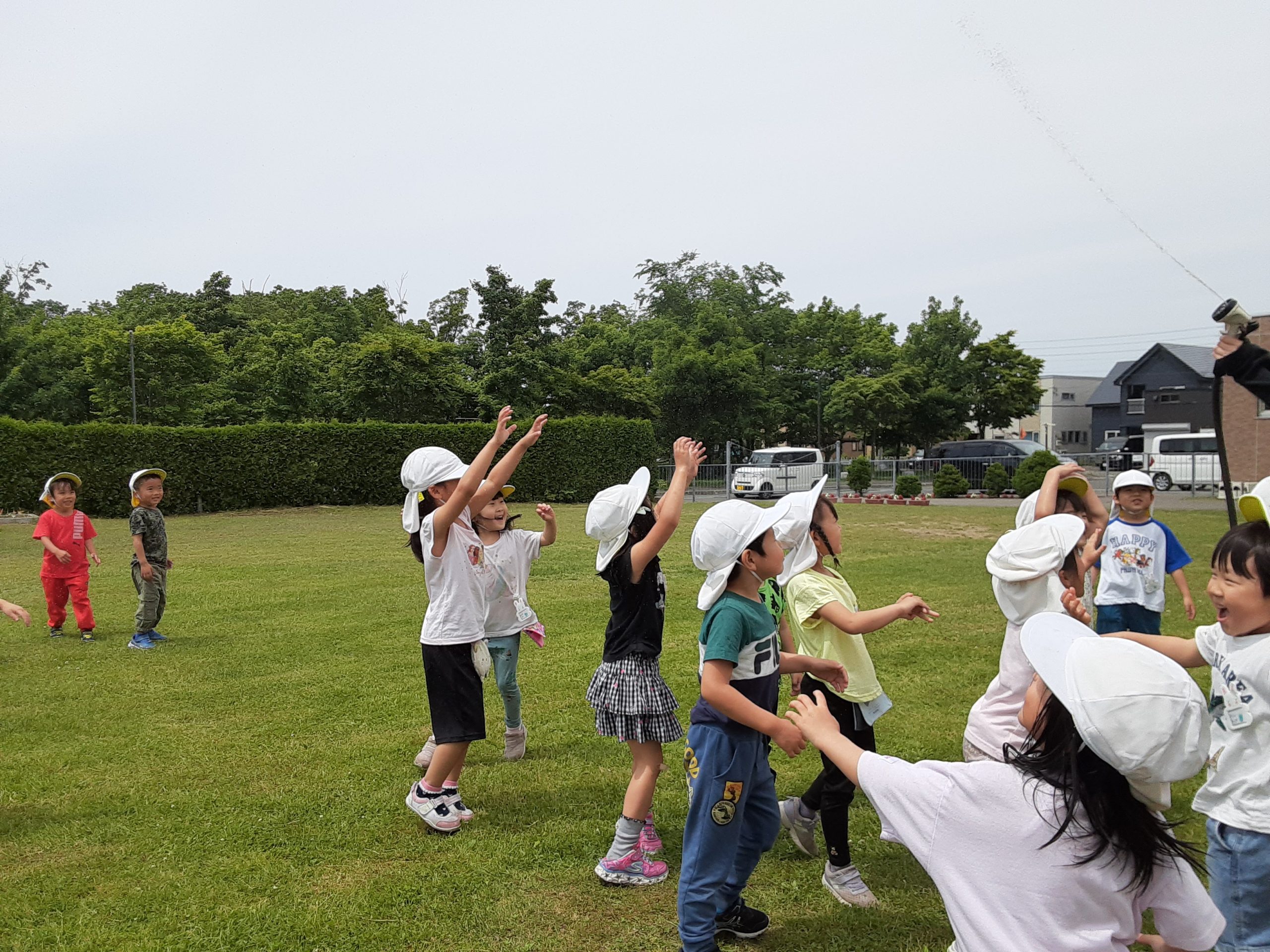 「キャーーー」と言ってるようにしか見えない